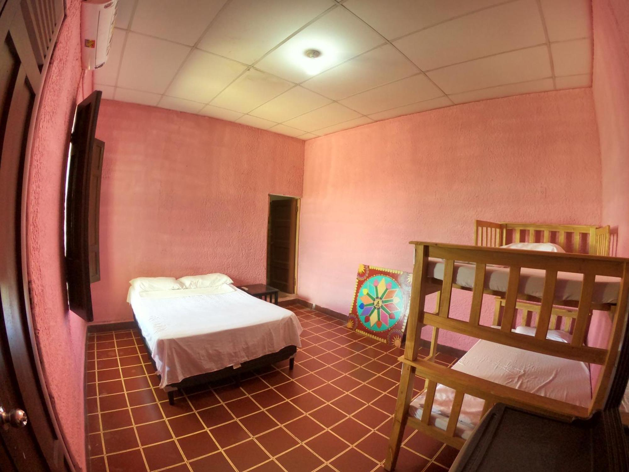 Ricks Hostel 산타 아나 외부 사진